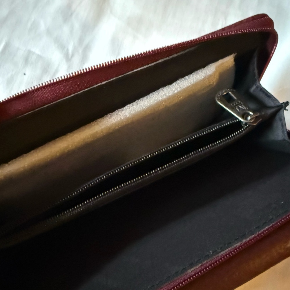 Montana West Embroidered Burgundy Clutch - Picture 4 of 4